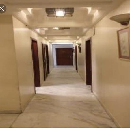 Hotel Ganesh Palace Mumbai  Buitenkant foto